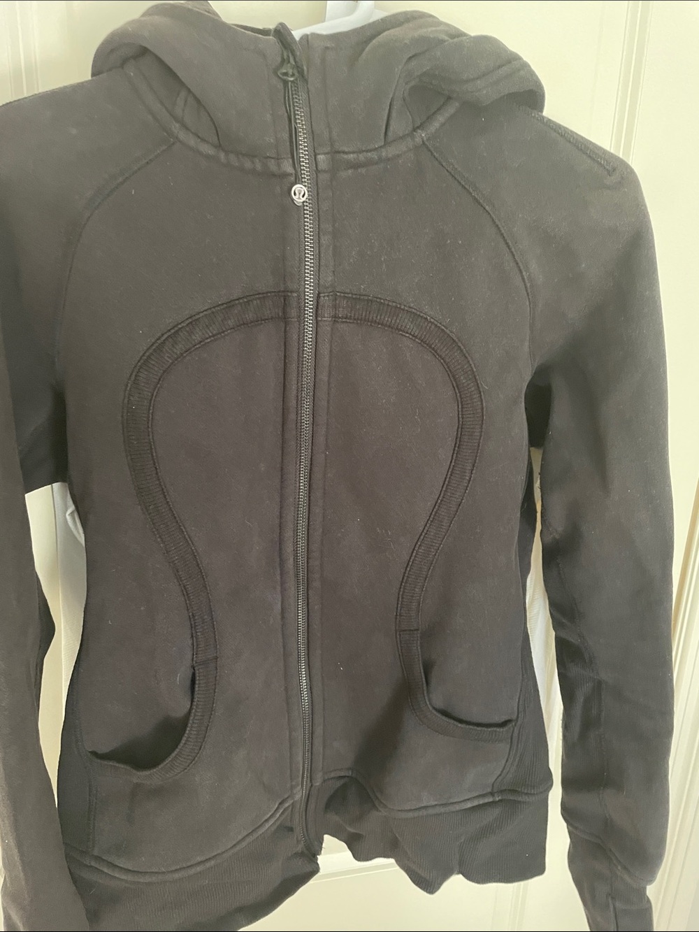 147. LULULEMON special edition scuba hoodie BLACK 12